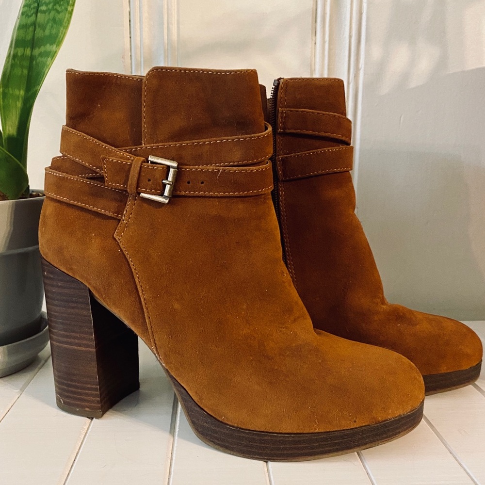 Heeled Cognac Suede Boots